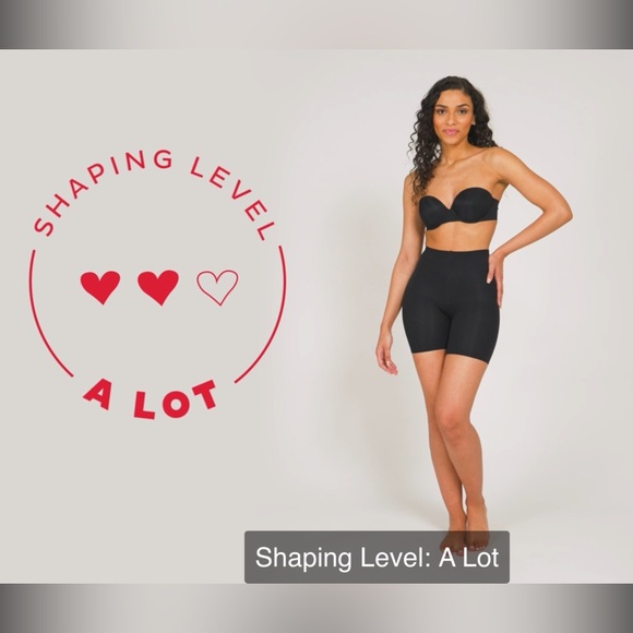 Assets by Sara Blakely Mid-Thigh Shaper Unbelievable Underwear NWT - Picture 3 of 11